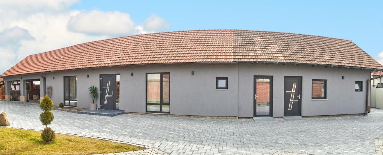 Apartament City La Casa Piano House ,Cu Parcare Alba Iulia Dış mekan fotoğraf